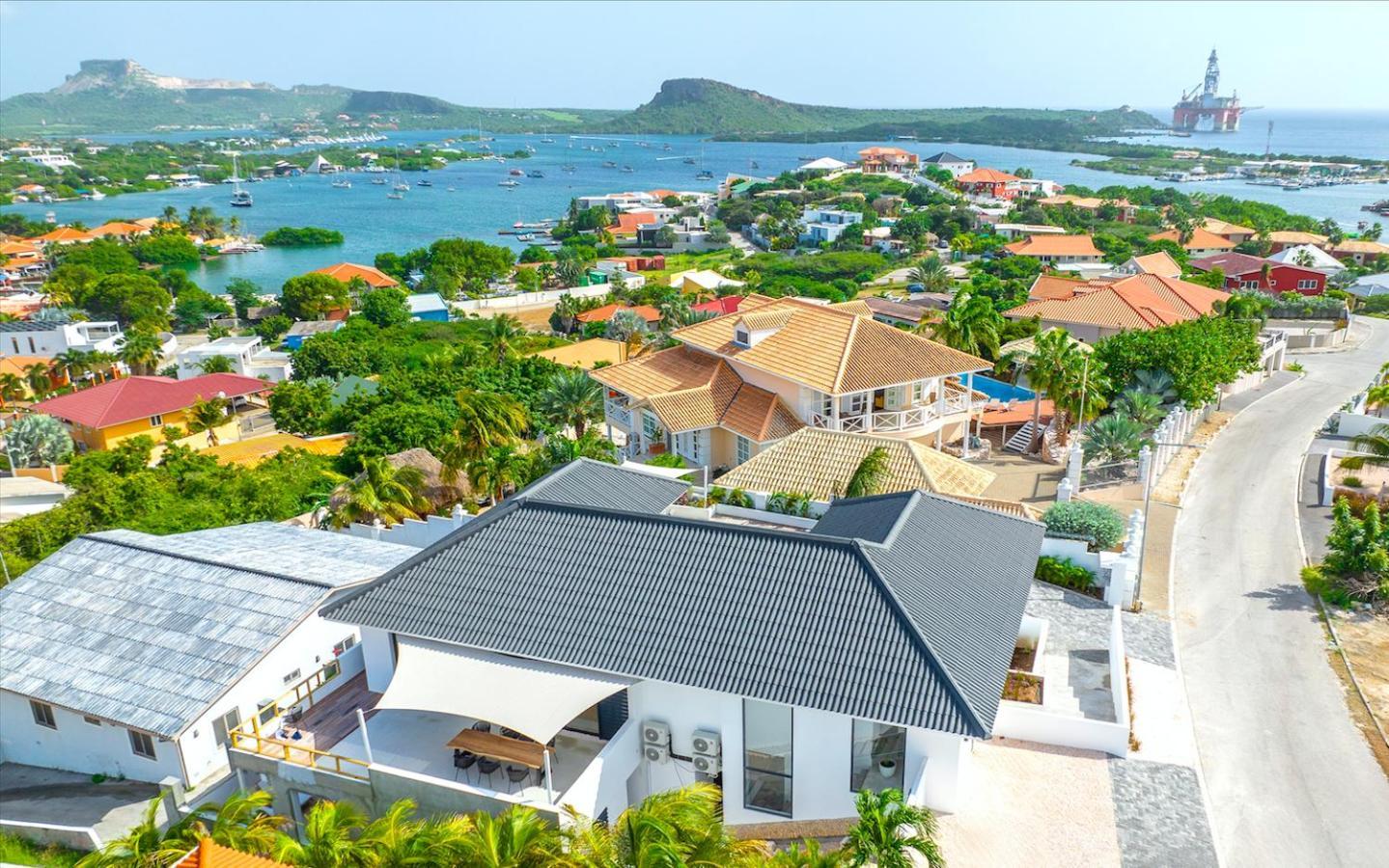 Villa Noma - Luxe Villa Met Uitzicht Spaanse Water Willemstad Bagian luar foto